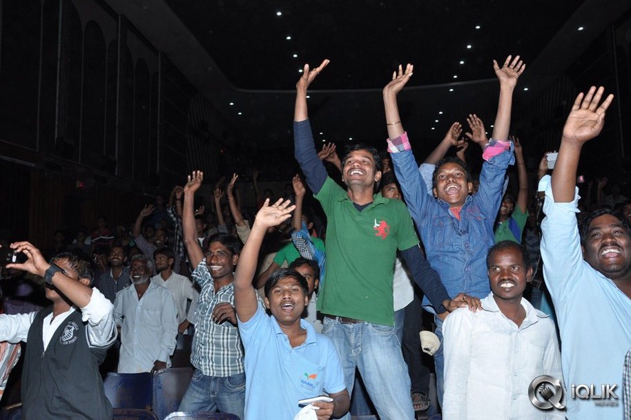 Pandavulu-Pandavulu-Tummeda-Team-Visits-Theatres-in-Hyderabad